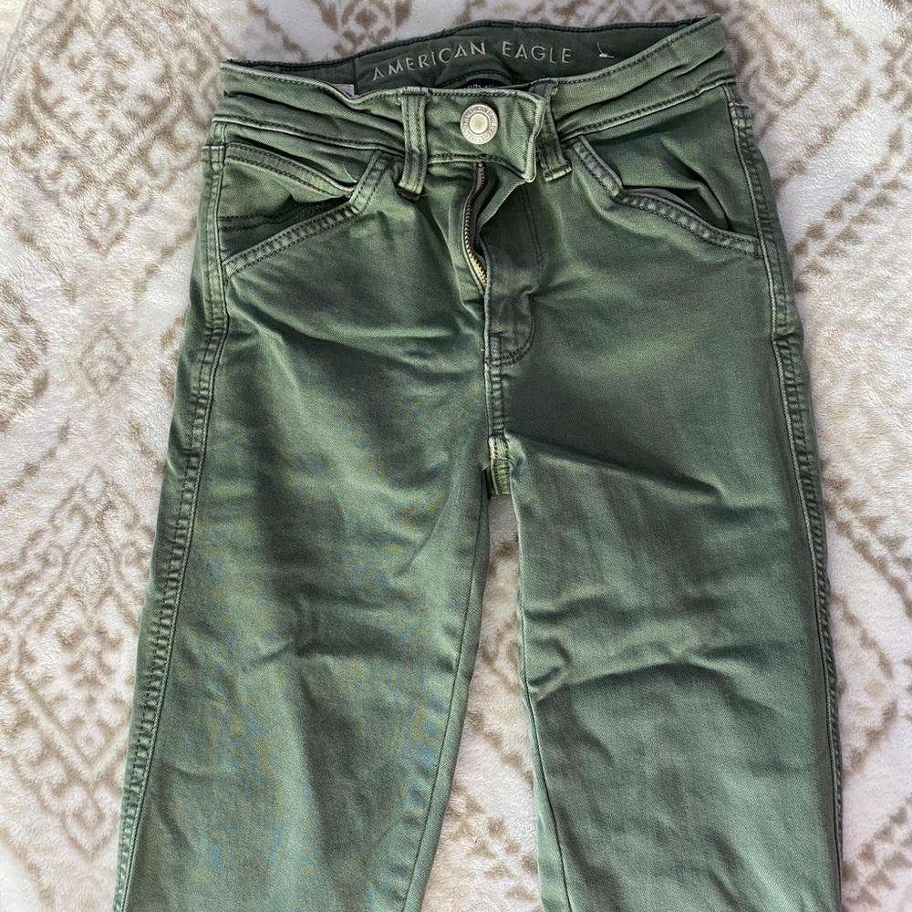 American eagle olive green pants